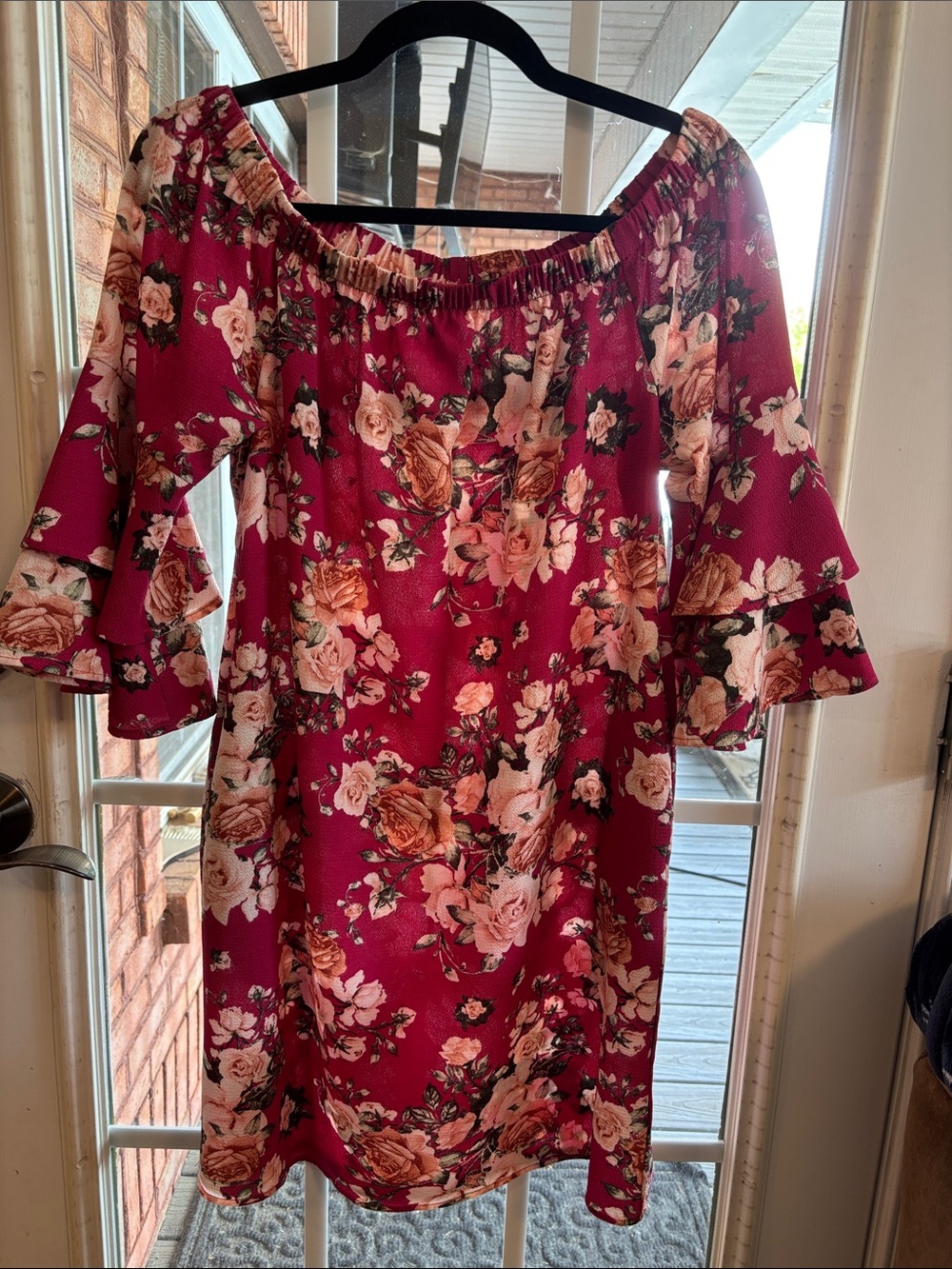 Xhilaration NWOT Floral Dress Dark Pink Small